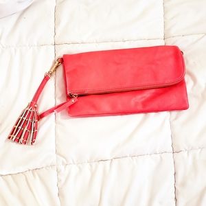 Coral Clutch